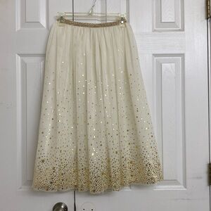 Cat & Jack Children’s (Girls) Gold & Cream Flowy, 3-Layered Skirt Size M (7/8)